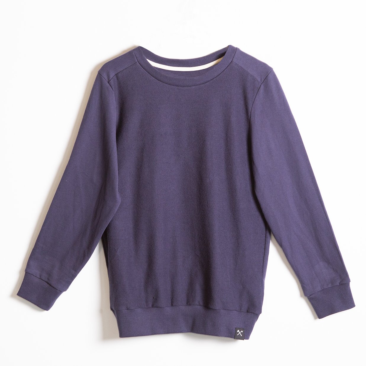Sweatshirt Inside Out - Gerecycled Biologisch Katoen - Navy blauw en lichtgroen from The Driftwood Tales Sweatshirt Inside Out - Gerecycled Biologisch Katoen - Navy blauw en lichtgroen from The Driftwood Tales